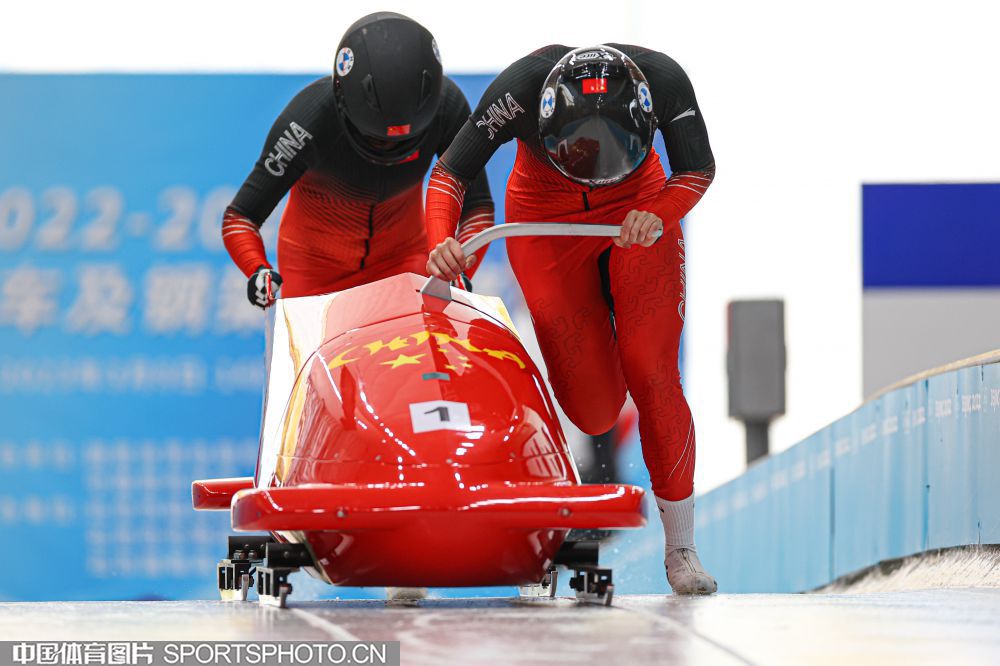 日本队在控 日本队在控